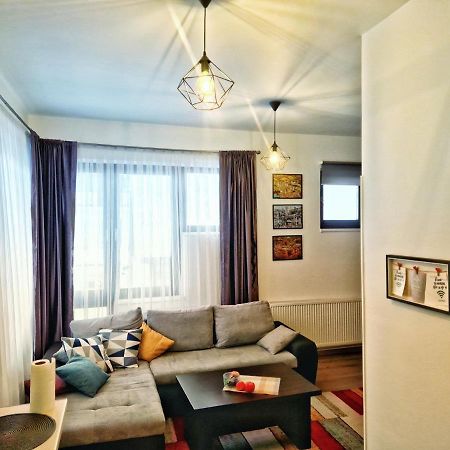 Downtown Apartment Травник Екстер'єр фото