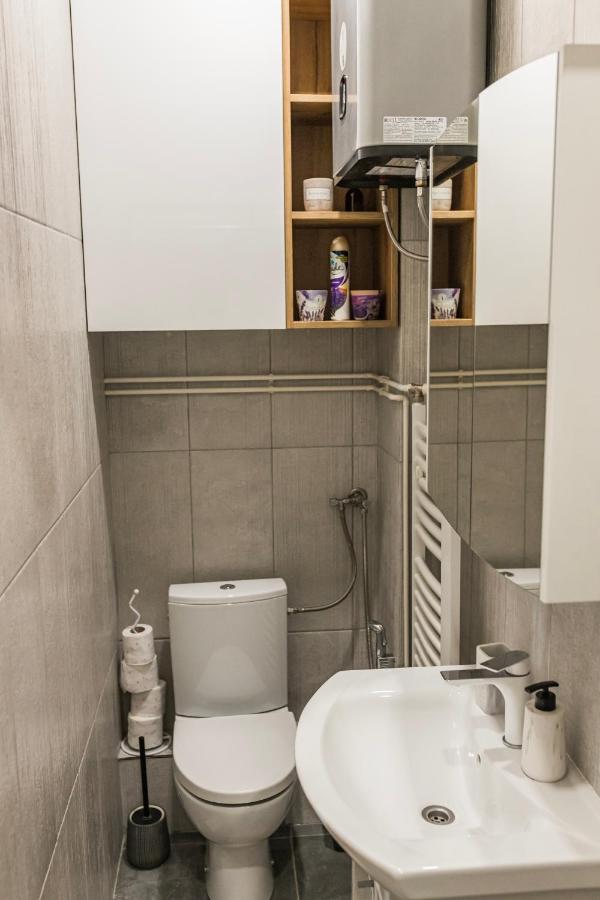 Downtown Apartment Травник Екстер'єр фото